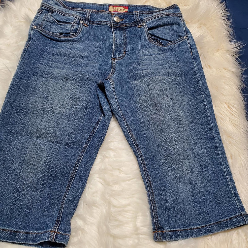 Curvaceous Collection Jean Capris